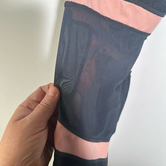 Nanette Lepore Leggings - Picture 4 of 4